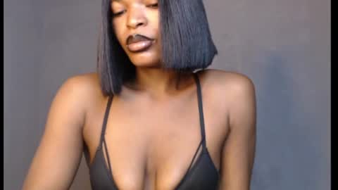 Snapshot of sweetxxboobsx chatting on 07/19/26, 07:45 sweetxxboobsx online show from 07/19/26, 07:45