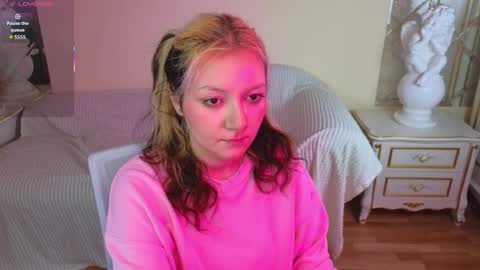 Hot Candy online show from 11/28/25, 12:08