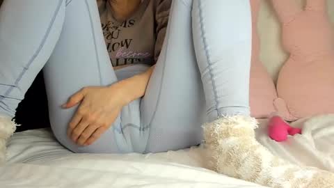 Mia online show from 12/20/24, 07:39