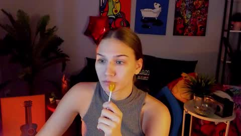 Snapshot of sweety_emilya chatting on 03/15/26, 03:12 Emily online show from 03/15/26, 03:12
