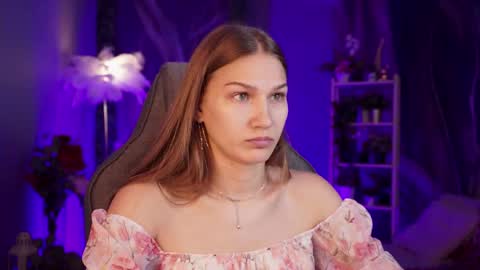 Snapshot of sweety_emilya chatting on 05/29/26, 08:23 Emily online show from 05/29/26, 08:23
