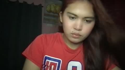 Snapshot of sweety_heart18 chatting on 05/31/26, 07:15 sweety_heart18 online show from 05/31/26, 07:15