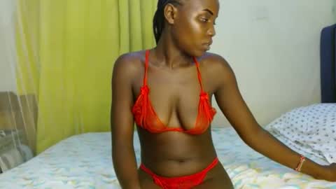 Snapshot of sweety_spixxy chatting on 03/29/26, 02:22 Dolly online show from 03/29/26, 02:22