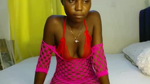Snapshot of sweety_spixxy chatting on 03/31/26, 09:10 Dolly online show from 03/31/26, 09:10