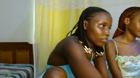 Snapshot of sweety_spixxy chatting on 04/15/26, 10:33 Dolly online show from 04/15/26, 10:33