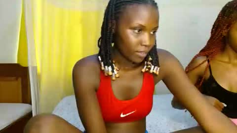 Snapshot of sweety_spixxy chatting on 04/20/26, 08:50 Dolly online show from 04/20/26, 08:50