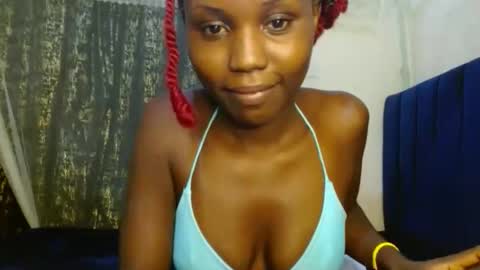 Snapshot of sweety_spixxy chatting on 05/09/26, 12:05 Dolly online show from 05/09/26, 12:05