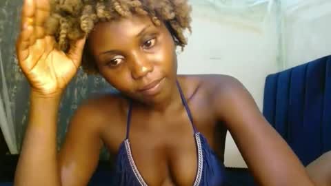 Snapshot of sweety_spixxy chatting on 05/10/26, 08:58 Dolly online show from 05/10/26, 08:58