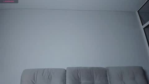 Vikky online show from 10/22/25, 12:33