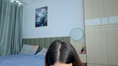 Vikky online show from 05/30/26, 12:08