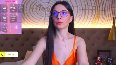 Snapshot of sweetyallye chatting on 02/18/25, 07:32 Bea Moan from LovenseWet from Tip MenuOpen for Private online show from 02/18/25, 07:32