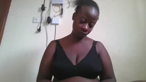 sweetyass25 online show from 09/14/25, 06:23