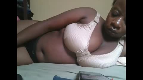 sweetyass25 online show from 10/15/25, 06:57