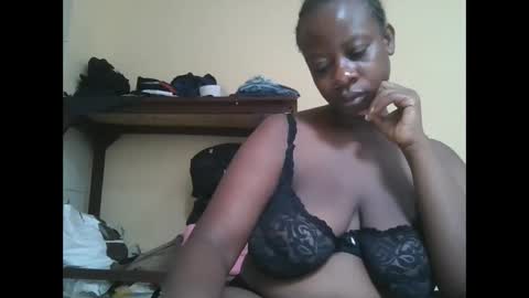 sweetyass25 online show from 11/06/25, 05:30