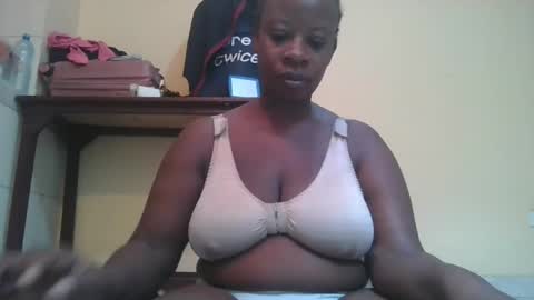 sweetyass25 online show from 04/02/26, 06:00