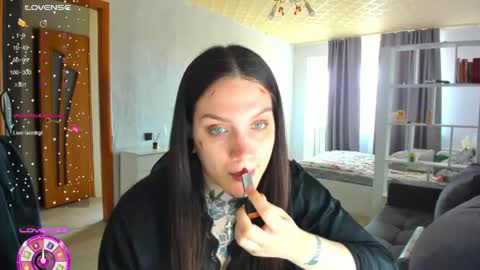Aiza online show from 04/20/26, 07:11