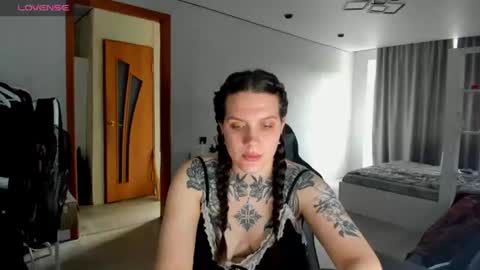 Aiza online show from 07/21/26, 07:11