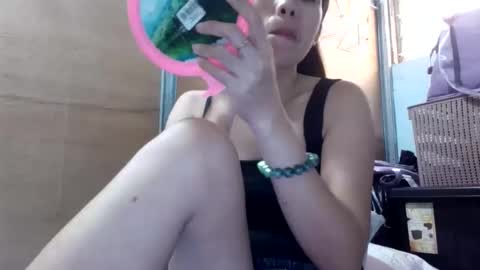 Snapshot of sweetymel14 chatting on 11/12/25, 04:46 sweetymel14 online show from 11/12/25, 04:46