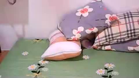 Sweetyummygirl online show from 07/12/26, 11:07