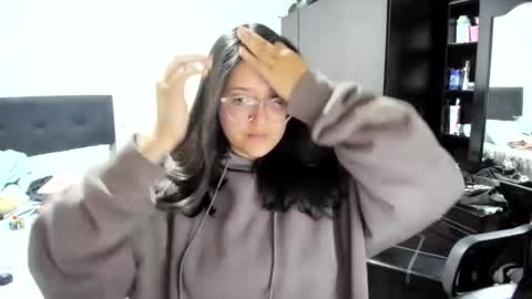 sweetyypeach online show from 12/04/24, 02:42