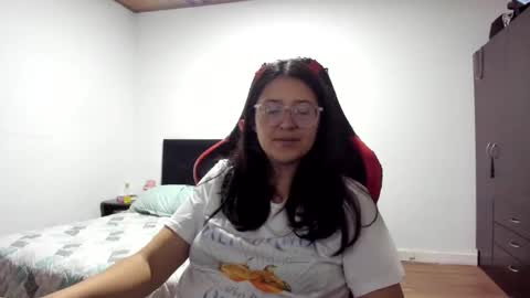 sweetyypeach online show from 12/07/24, 03:36