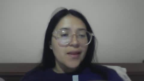 sweetyypeach online show from 12/11/24, 04:18