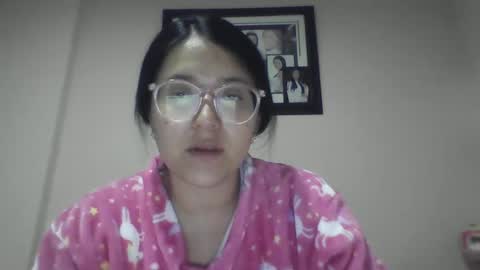 sweetyypeach online show from 12/18/24, 03:15