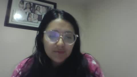 sweetyypeach online show from 01/18/25, 02:25