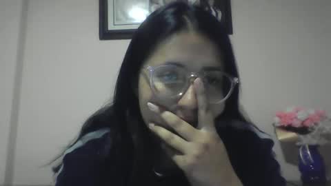sweetyypeach online show from 01/27/25, 03:15