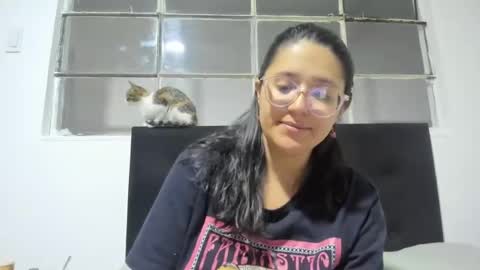 sweetyypeach online show from 01/31/25, 03:20