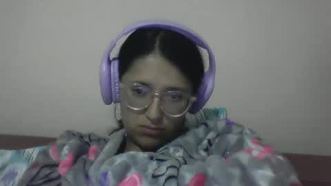 sweetyypeach online show from 02/02/25, 05:21