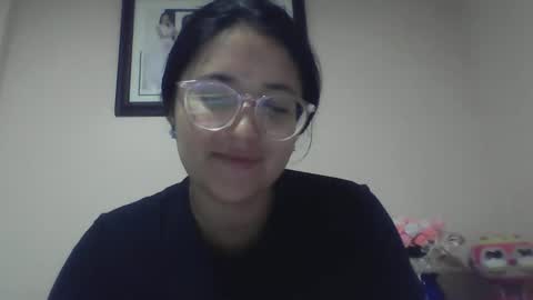 sweetyypeach online show from 02/04/25, 03:33