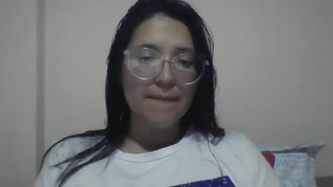 sweetyypeach online show from 02/09/25, 03:00