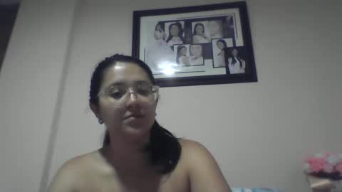 sweetyypeach online show from 02/11/25, 06:30