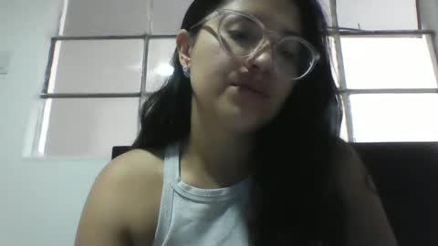 sweetyypeach online show from 02/13/25, 01:15