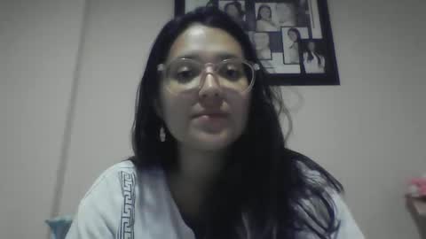 sweetyypeach online show from 02/17/25, 03:04