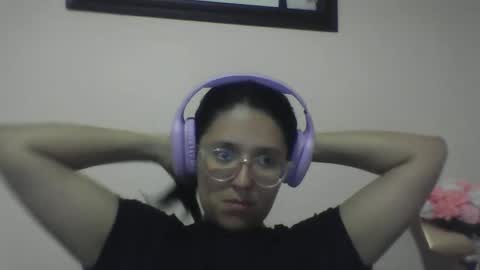sweetyypeach online show from 02/20/25, 02:51