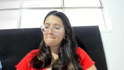 sweetyypeach online show from 02/26/25, 07:49