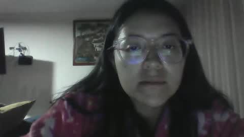 sweetyypeach online show from 03/02/25, 10:24