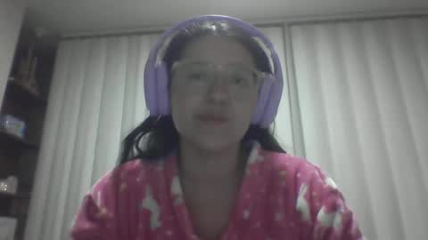 sweetyypeach online show from 03/05/25, 03:08
