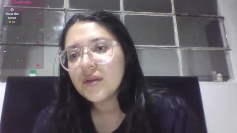 sweetyypeach online show from 09/26/25, 01:20