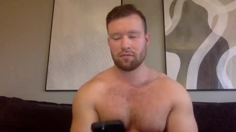 Snapshot of swekingxx chatting on 12/14/25, 11:48 swekingxx online show from 12/14/25, 11:48