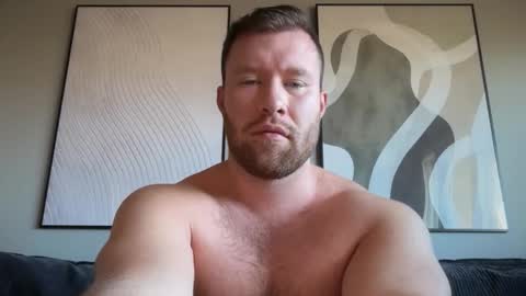 Snapshot of swekingxx chatting on 12/17/25, 11:27 swekingxx online show from 12/17/25, 11:27
