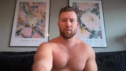 Snapshot of swekingxx chatting on 02/27/26, 12:05 swekingxx online show from 02/27/26, 12:05