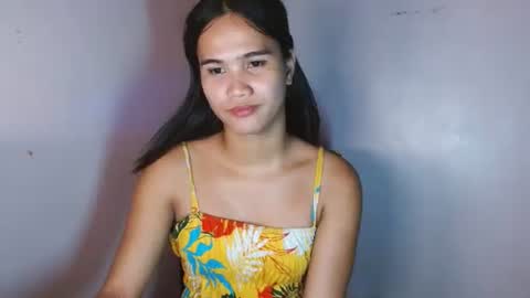 Snapshot of swettie_rhea chatting on 01/16/26, 06:34 Rhea online show from 01/16/26, 06:34