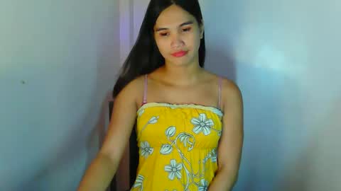 Snapshot of swettie_rhea chatting on 02/01/26, 02:15 Rhea online show from 02/01/26, 02:15