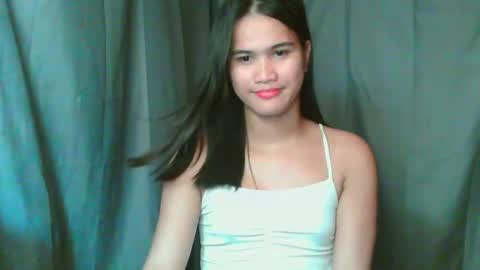 Snapshot of swettie_rhea chatting on 03/20/26, 06:35 Rhea online show from 03/20/26, 06:35