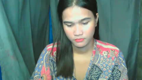 Snapshot of swettie_rhea chatting on 04/20/26, 02:20 Rhea online show from 04/20/26, 02:20