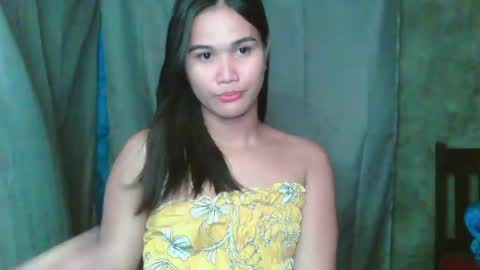 Snapshot of swettie_rhea chatting on 04/23/26, 04:20 Rhea online show from 04/23/26, 04:20