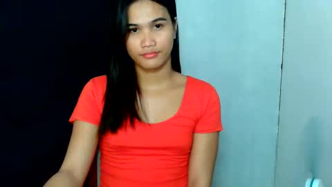 Snapshot of swettie_rhea chatting on 06/03/26, 02:33 Rhea online show from 06/03/26, 02:33